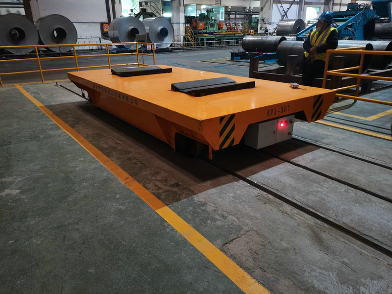 Motorisert kabel reel transport vogn